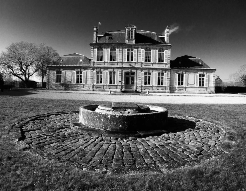 Grand gîte Carrière l'Evêque 9 chambres 15 personnes Septmonts Exterior foto